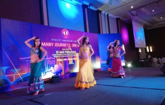 Bollywood dancers Bollywood dancers